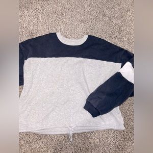 American Eagle sweatshirt